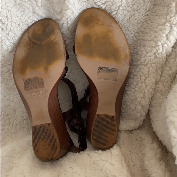 GH Bass & Co sandals. - Picture 2 of 3